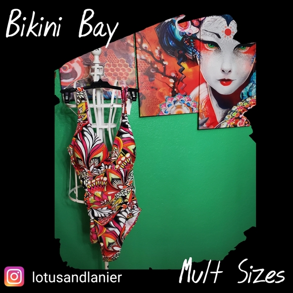 Bikini Bay One Piece Patterned Bathing Suit NWT Sz 18 - Picture 1 of 8